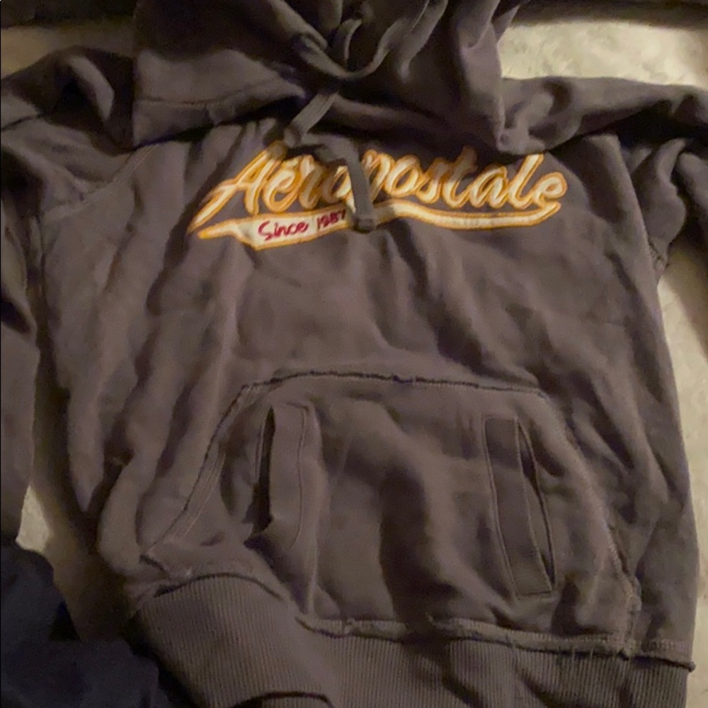 sweatshirt